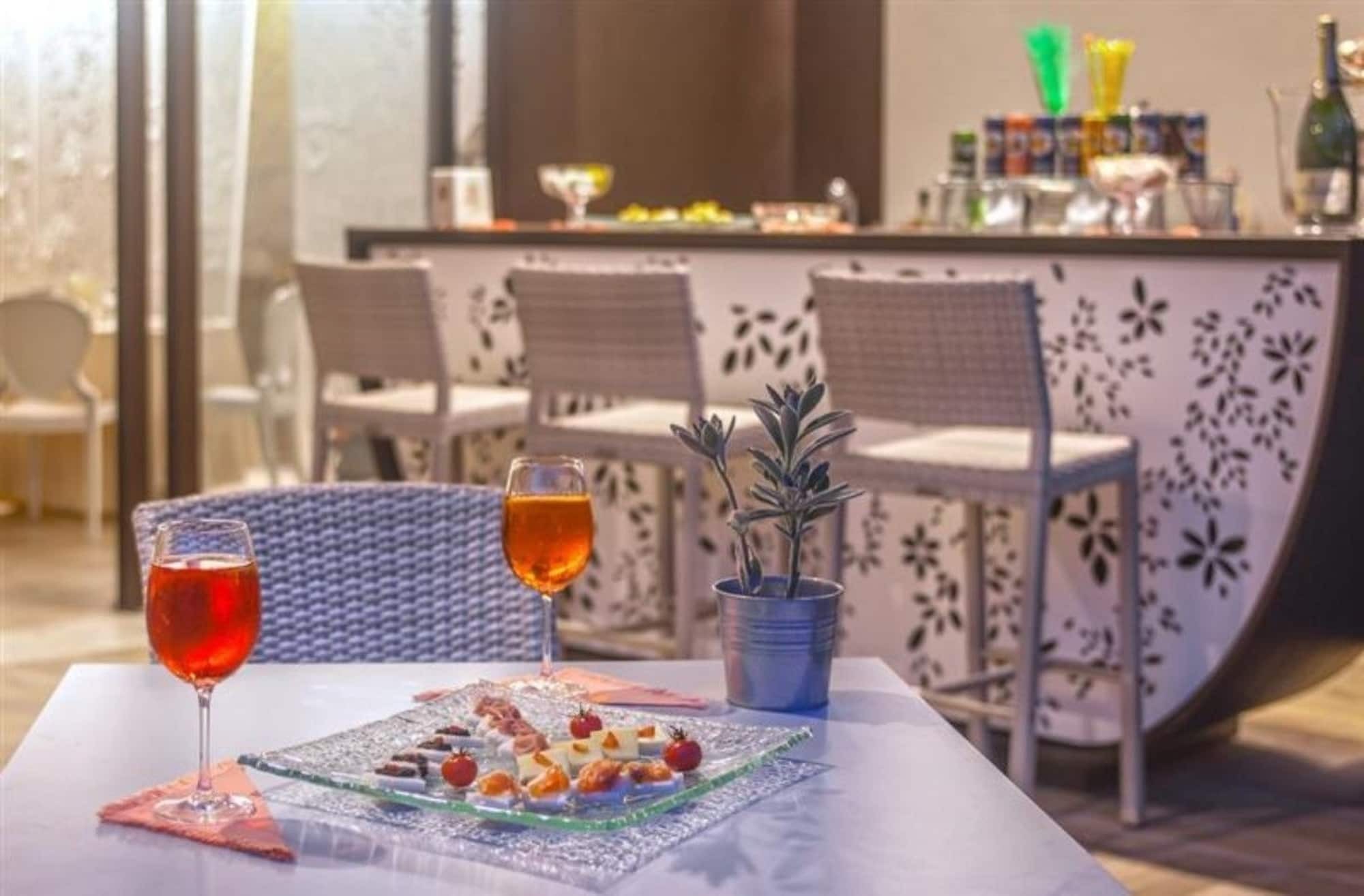 奎希桑纳温泉酒店 阿巴诺泰尔梅 外观 照片